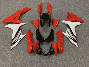 11-24 Style Rouge & Blanc Brillant GSXR 600-750 Carénage Moto