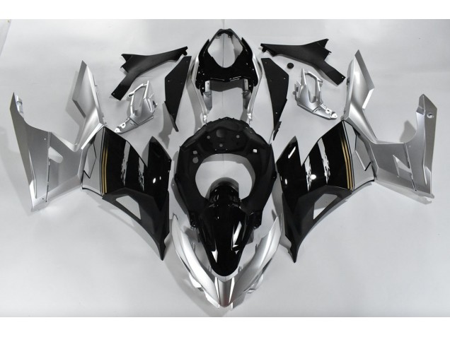 18-23 Argent & Noir Ninja 400 Carénage Moto